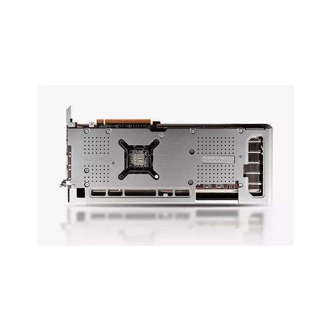 Sapphire Nitro AMD Radeon RX 7800 XT Gaming OC 16GB GDDR6 Graphics Card – Silver