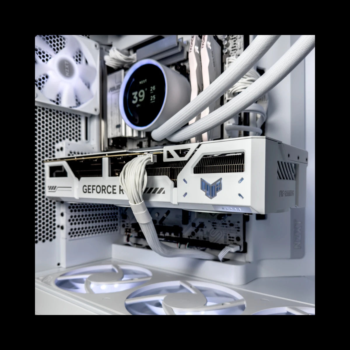 Gaming PC Colossus (Ryzen 7 9800X3D, 32GB DDR5, RTX 5070 Ti White) - Gaming_PC_Colossus