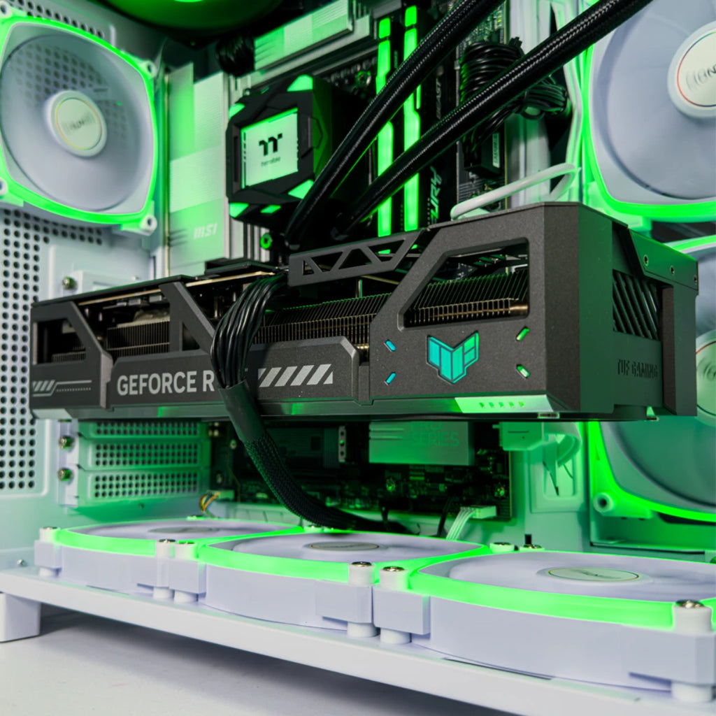 Gaming PC Cyber-Serum (Ryzen 9 9950X3D, 64 GB DDR5 RAM, RTX 5090 32GB GPU)
