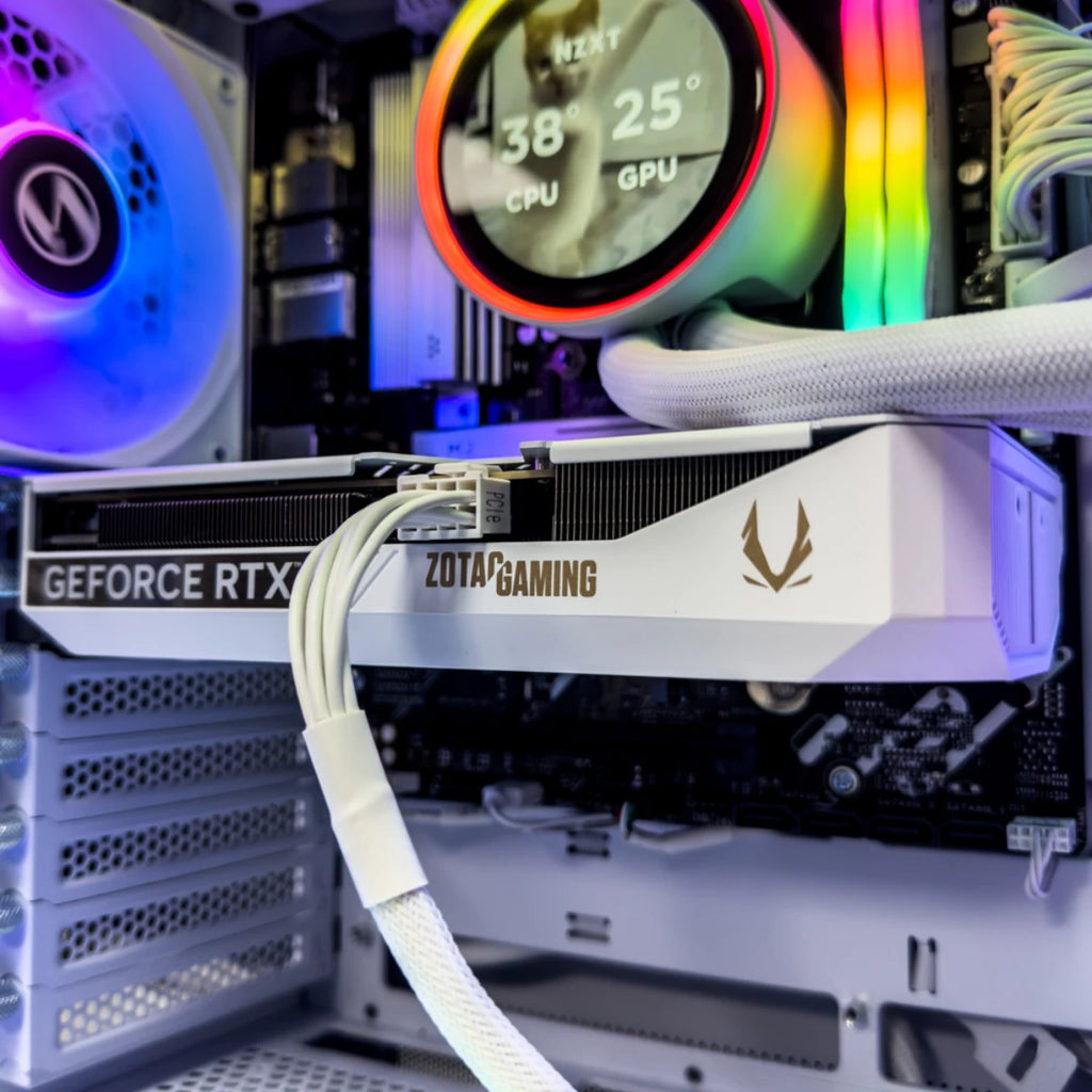 Gaming PC V100 (Ryzen 7 9700X, 32 GB DDR5 RAM, RTX 5060 Ti 16GB GPU)